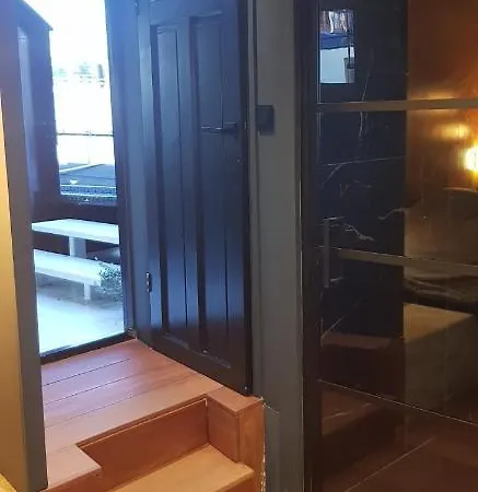 Euphrate Houseboat Hotel na wodzie Amsterdam