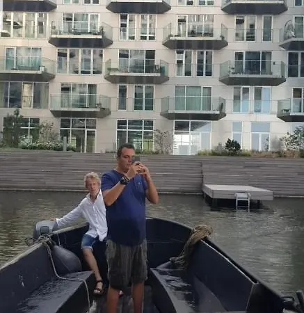 Hotel na wodzie Euphrate Houseboat *