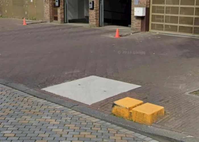 Euphrate Houseboat 船上ホテル